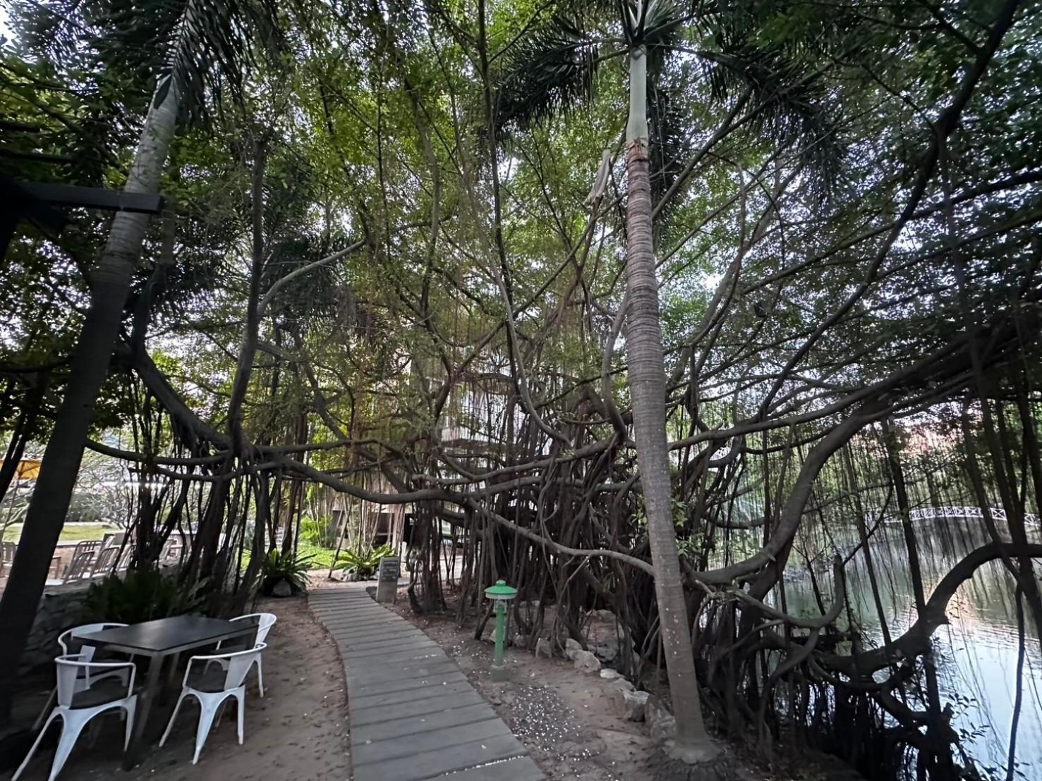 The Leela Resort & Spa Pattaya Dış mekan fotoğraf